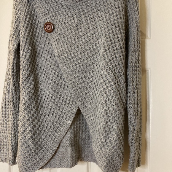 Grey sweater with buttons size S/M - Picture 3 of 5